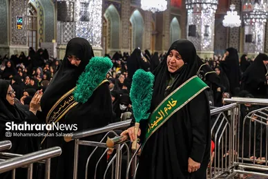 مراسم بزرگداشت شهدای خدمت در حرم مطهر رضوی