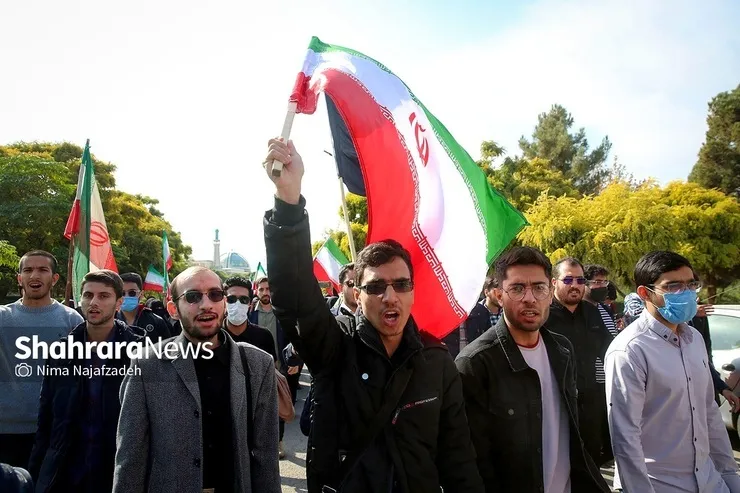 ویدئو | برگزاری اجتماع دانشگاهیان انقلابی در دانشگاه فردوسی