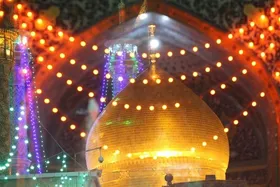 ویدئو | شعرخوانی خادمان حرم رضوی در شب میلاد حضرت معصومه(س) در حرم اُخت الرضا