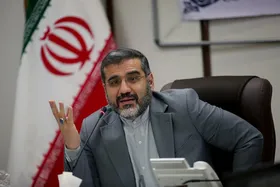 وزیر ارشاد به صورت تلویحی ممنوع&zwnj;الکاری &laquo;نوید محمدزاده&raquo; را تایید کرد