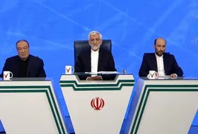 جلیلی: سیاست خارجی باید از فرصت&zwnj;ها استفاده حداکثری کند| دنیا را نباید در سه&zwnj;چهار کشور خلاصه کنیم + فیلم