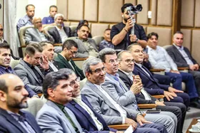 استاندار خراسان رضوی: مشهد در فوتبال و برخی رشته&zwnj;های ورزشی با عقب ماندگی رو&zwnj;به&zwnj;رو است | ورزشکاران استان در ناگویا افتخار آفرینی کردند