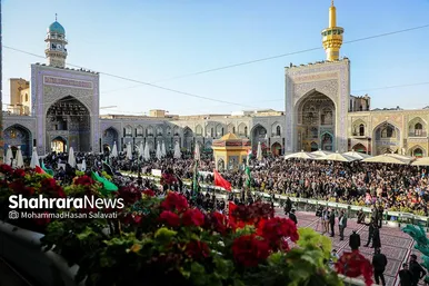 آئین اذن عزای حسینی و تعویض پرچم گنبد حرم مطهر رضوی