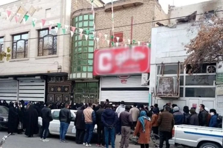 شهروند خبرنگار | ازدحام جمعیت در روزهای بحرانی کرونا