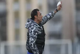 اعتراض سرمربی سایپا به شرایط مالی باشگاه