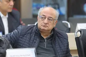 هادی رضایی: بدون توجه به مشکلات داخلی فقط باید به ایران فکر کنیم