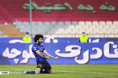 شهرآورد ۹۶ استقلال ۴ - ۳ پرسپولیس