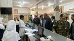 استاندار سیستان و بلوچستان از مجروحان حمله هوایی آسایشگاه سربازان در بمپور عیادت کرد + عکس و فیلم