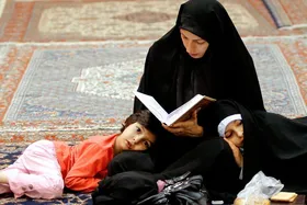 عوامل موثر در شکل&zwnj;گیری یک رابطه صمیمی و عمیق بین مادر و دختر