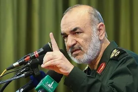 سرلشکر سلامی: برای شکست کرونا باید همه به میدان بیاییم
