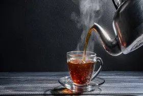 ارتباط میان مصرف چای و سلامت استخوان&zwnj;های زنان چیست؟