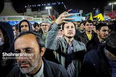 اجتماع بزرگ حمایت از کودکان غزه در عرصه میدان شهدا مشهد