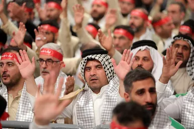 عکس‌هایی از دیدار هزاران نفر از بسیجیان سراسر کشور با رهبر معظم انقلاب (۵ آذر ۱۴۰۳)