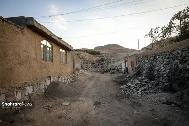گزارش تصویری | بازدید مدیران استانی، ستاد بحران استان و مدیران شهرداری از مسیل‌ها و ارتفاعات جنوبی مشهد