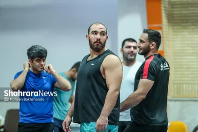 تمرین تیم ملی کشتی آزاد در مشهد