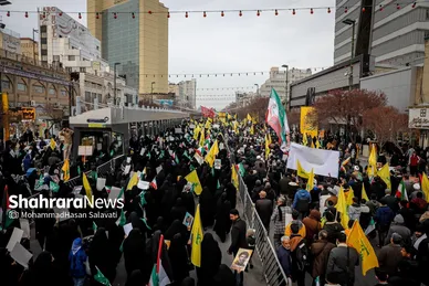 گزارش تصویری | اجتماع باشکوه مردم مشهد همزمان با آئین تشییع شهدای مقاومت در لبنان (۵ اسفند ۱۴۰۳)