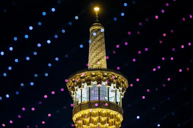 حال و هوای حرم مطهر رضوی در شب میلاد امام رضا (ع)