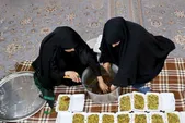 حمایت از حافظان امنیت با دست‌پخت بانوان جهادی مشهدی | طعم مِهر در سنگرها
