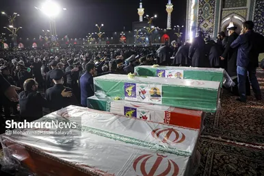 گزارش تصویری | وداع با پیکر مطهر شهدای مدافع امنیت در حرم مطهر امام‌رضا(ع)