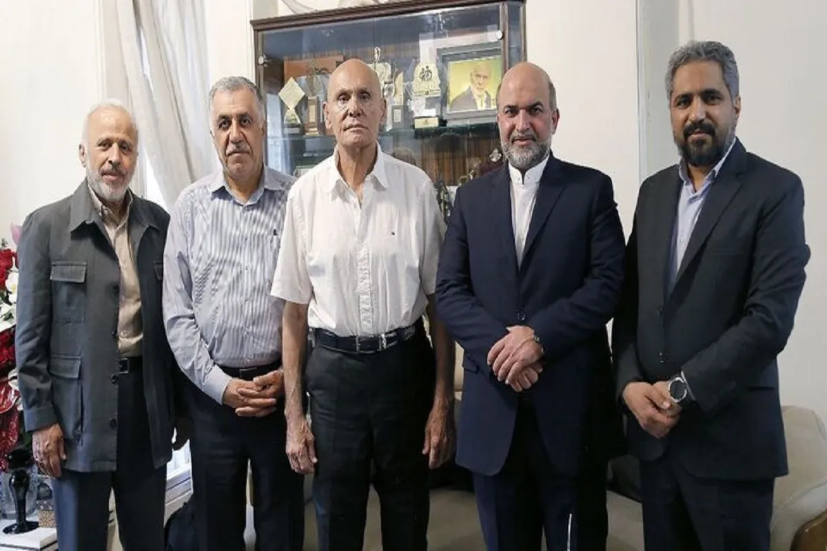 دیدار مدیرعامل صندوق اعتباری هنر با «جمشید هاشم‌پور»