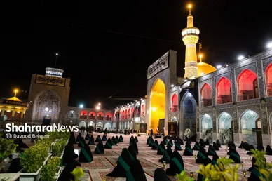 آیین خطبه خوانی شب شهادت امام رضا(ع) در حرم مطهر رضوی