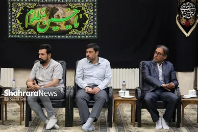 دیدار جمعی از خبرنگاران و کارمندان مؤسسه فرهنگی شهرآرا با نماینده ولی‌فقیه در خراسان‌رضوی