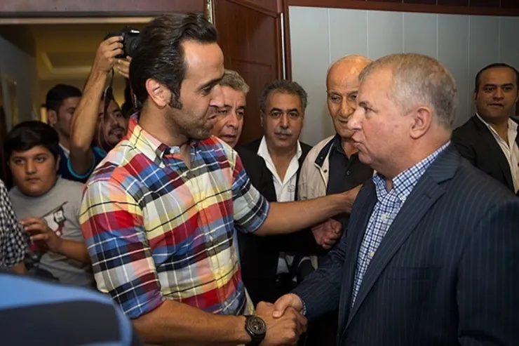 درخواست پیروانی از سلطان برای میانجگری با جادوگر