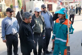 پاکبانان مشهدی، شبانه&zwnj;روزی، در حال خدمت&zwnj;رسانی به زائران حسینی هستند&nbsp;