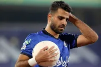 مرادمند از استقلال جدا شد