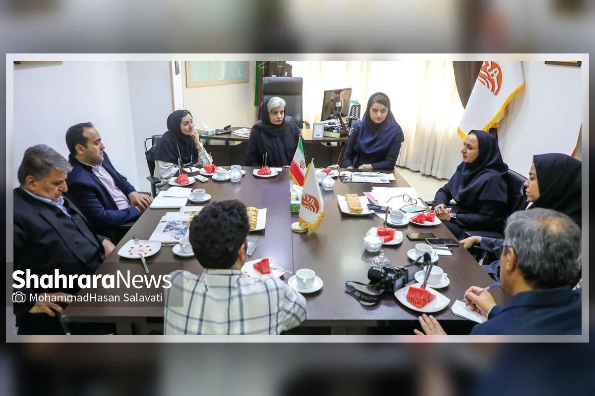 در میزگرد «بازار مشاغل خانگی؛ از تولید تا فروش»، مطرح شد: شبکه سازی راه دسترسی مشاغل خانگی به بازار