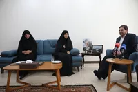 ابلاغ پیام و سلام خاص رهبری انقلاب به خانواده شهید فریدون عباسی