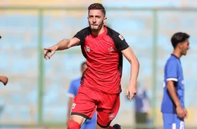 عبدی پیوستن به فولاد را تکذیب کرد
