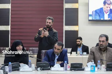 امضای سند همکاری تامین ریل ملی خطوط قطارشهری مشهد