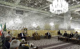تولیت آستان قدس رضوی در دیدار شهرداران کلان&zwnj;شهر&zwnj;ها و مراکز استان&zwnj;های کشور: جشن&zwnj;های دهه کرامت باید مردمی برگزار شود