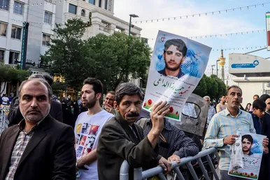 تشییع باشکوه پیکر «شهید غیرت» حمیدرضا الداغی