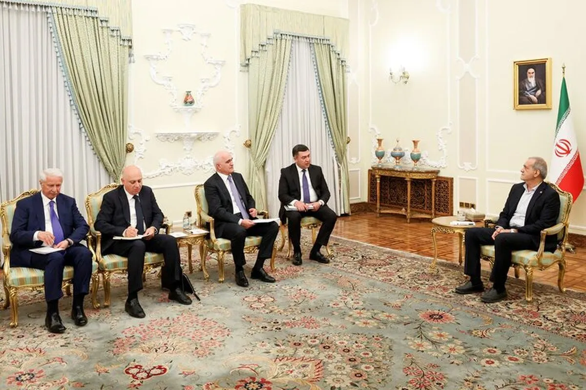 معاون نخست وزیر آذربایجان با پزشکیان دیدار کرد