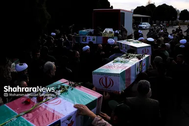 استقبال از پیکر مطهر ۱۲ شهید گمنام دفاع مقدس در فرودگاه هاشمی نژاد مشهد