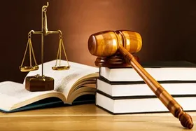 تخلف محرز در یکی از مدارس مشهد | نظافت اجباری مدرسه توسط ولی دانش&zwnj;آموز