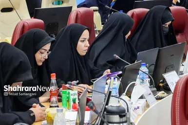 عکس‌هایی از دور دوم انتخابات ریاست جمهوری در مشهد (۵)