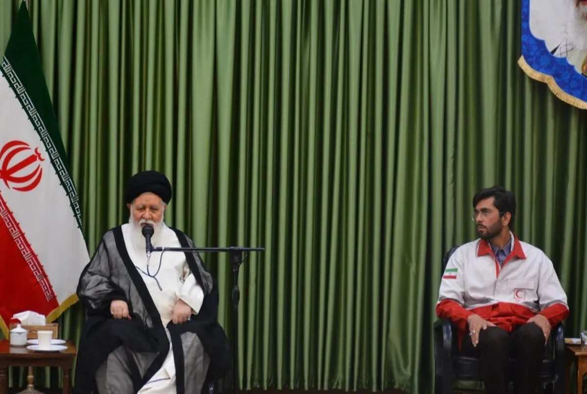 آیت‌الله علم‌الهدی: عنایت خاص امام رضا (ع)، ثمره مجاهدت هلال‌احمر در دهه آخر صفر | تشکیل جمعیت امدادگران نوجوان یک ضرورت است