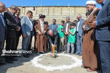 مراسم کلنگ‌زنی احداث ۱۰۵ کلاس آموزشی در حاشیه شهر