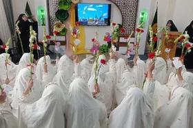 جشن&zwnj; تکلیف دختران مدارس استثنایی در حرم امام&zwnj;رضا(ع) برگزار شد