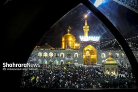 رونمایی از دیوارنگاره تعاملی به یاد شهدای میناب در حرم مطهر رضوی + عکس