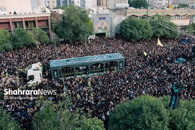 عکس‌هایی از مراسم تشییع پیکر شهدای خدمت در مشهد (۱)