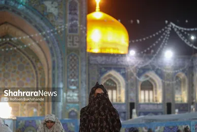 آیین معنوی اعتکاف در حرم امام رضا (ع)