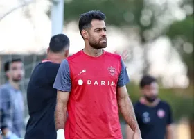 ستاره پرسپولیس شاگرد علی منصوریان می&zwnj;شود؟