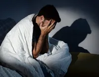 اضطراب جنگ چطور خواب را مختل می‌کند و به سلامت آسیب می‌زند؟
