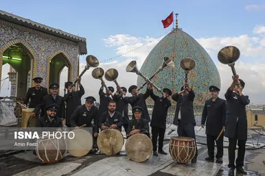 لحظه تحویل سال ۱۴۰۳ در حرم حضرت شاهچراغ (ع)