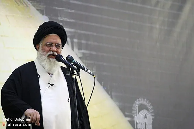 آیت‌الله علم‌الهدی: خدمت به مردم، هویت ذاتی هلال‌احمر است| امدادگران هلال‌احمر برای نظام کسب آبرو می‌کنند