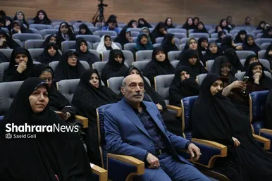 گزارش تصویری | همایش پاسداشت سالگرد قیام زنان غیور مشهد در اعتراض به قانون کشف حجاب
